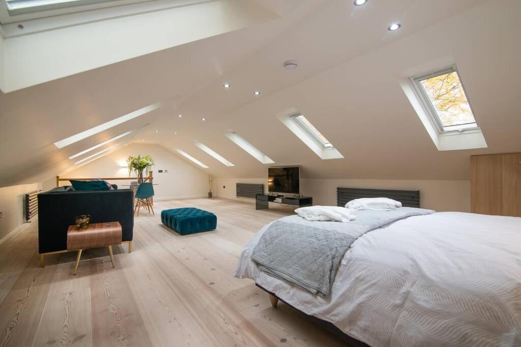 Luxury Coach House Next To Woodland In Knutsford Villa Luaran gambar