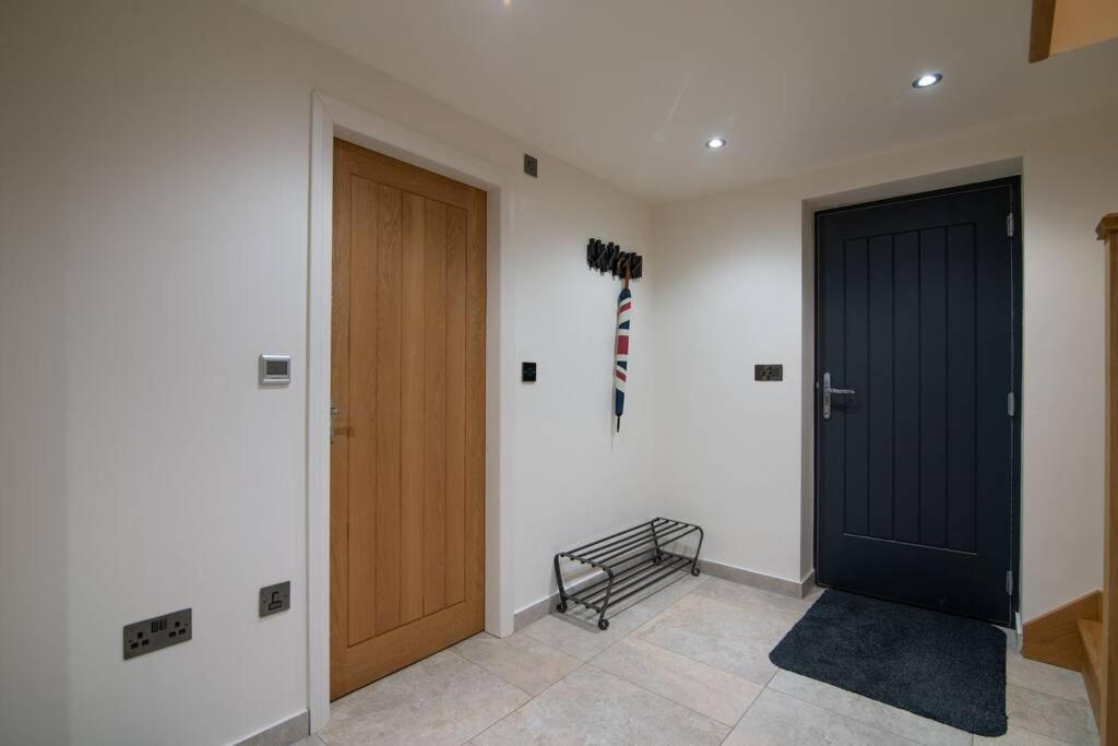 Luxury Coach House Next To Woodland In Knutsford Villa Luaran gambar