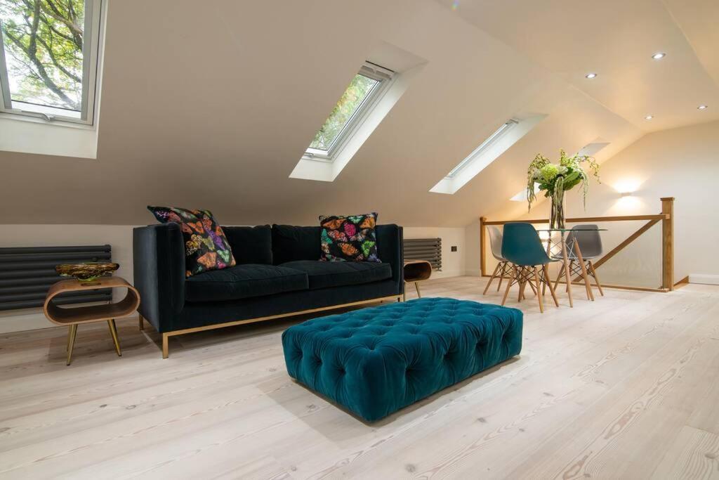 Luxury Coach House Next To Woodland In Knutsford Villa Luaran gambar